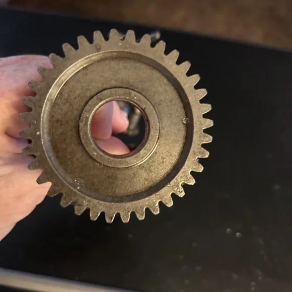 Nuts & Bolts GOLFER Metal Artwork FIGURINE -GOLFER GIFT - Picture 13 of 16